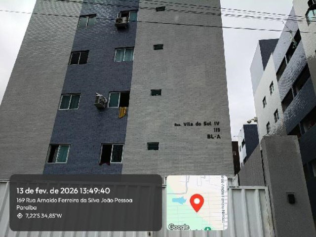 Apartamento com 2 quartos, varanda e 1 vaga de garagem