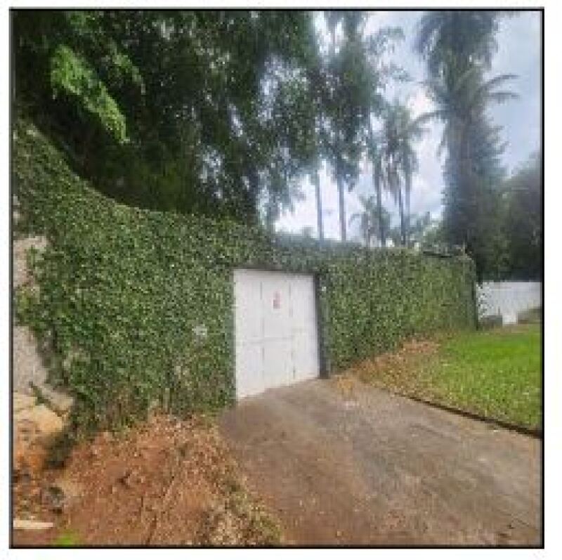 Casa com terreno de 1100 m² em Belo Horizonte