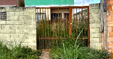 Casa em Luziânia/GO com 2 quartos e 180m² de terreno