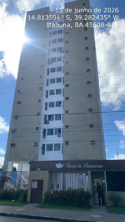 Apartamento 2 Quartos com Varanda e Vaga em Itabuna