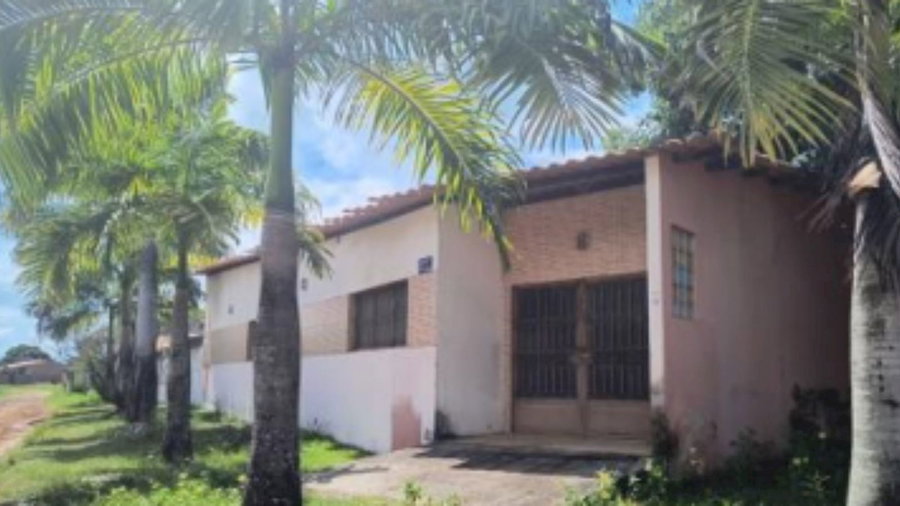 Casa Multifamiliar em Praias de Tabuba com 263,87m² e 5 suítes