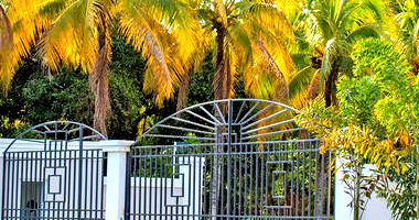 Terreno com 182m² em Campo Grande/RJ