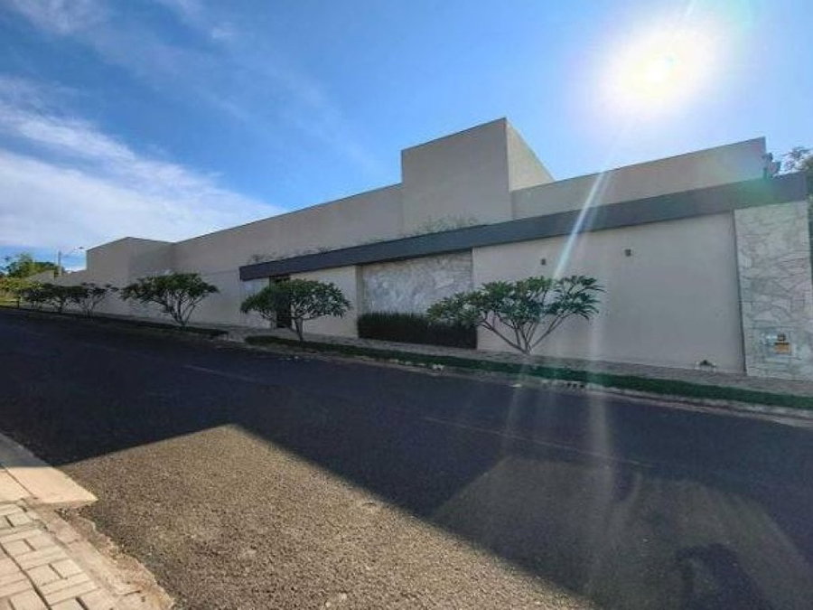 Casa 560 m² em Caldas Novas - 3 Quartos, 1 Banheiro