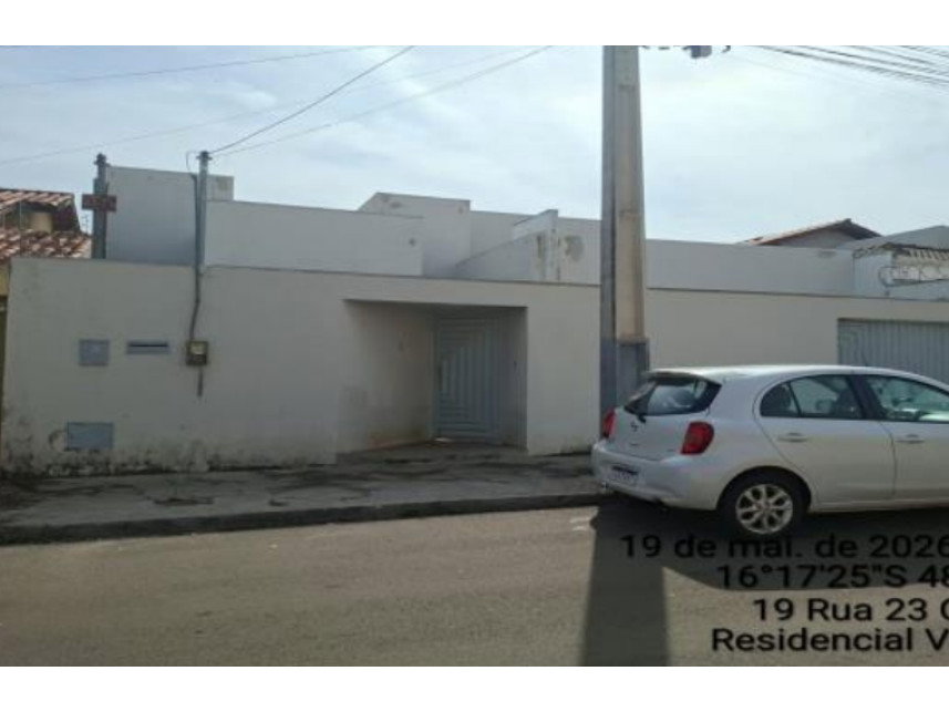 Casa ocupada com 148,05m² em terreno de 300m²