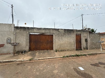 Casa com 2 quartos, 1 vaga e 40,24 m²