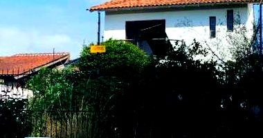 Casa padrão com 3 vagas, 183m² construída, imóvel ocupado