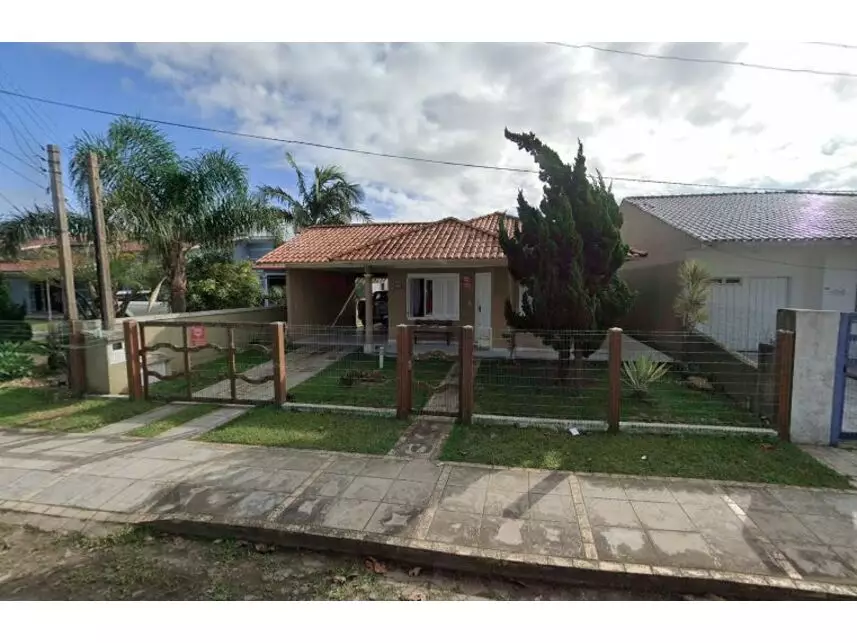 Casa com 2 quartos, 1 banheiro e 109,70m² construídos