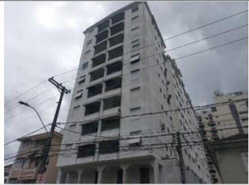 Apartamento com 2 Quartos e Garagem em Santos