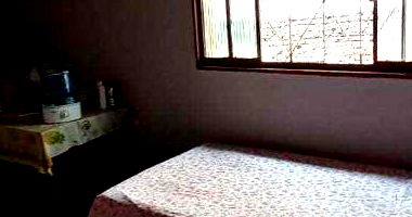 Casa com 3 quartos, 2 banheiros e 187m² construída, ocupada