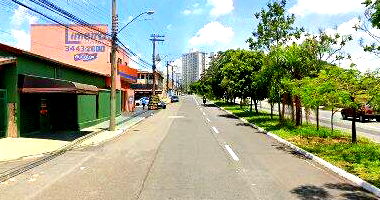 Imóvel rural com casa 6 cômodos e construções em ruínas