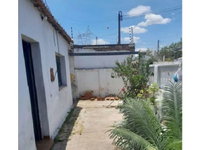 Terreno com Casa em Milagres-CE - 350m², 3 Quartos, 1 Banheiro