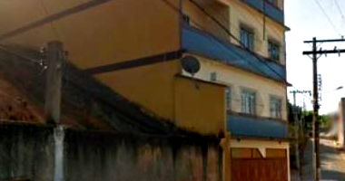 Apartamento com 2 quartos em Leopoldina/MG