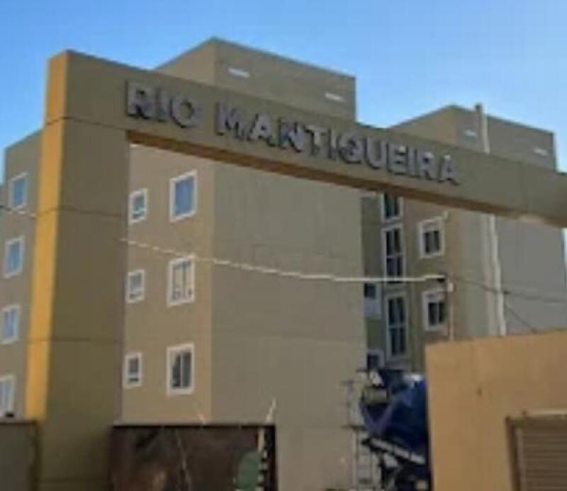 Apartamento 2 Quartos com Vaga em Santa Cruz