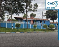 Casa financiável com 2 quartos e 411 m²