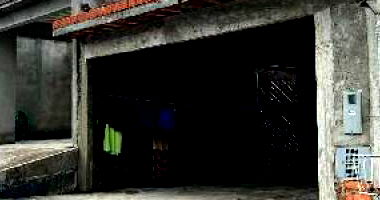 Casa com 2 quartos, banheiro, área de serviço e cozinha, 55m² construída