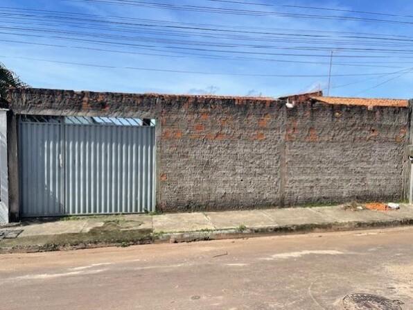 Casa com 2 quartos, 2 banheiros, 1 vaga e 53,9m² construída
