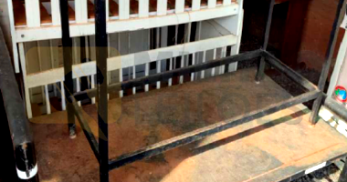 Carrinho de Bagagem Tipo Cama – Móvel Ferro
