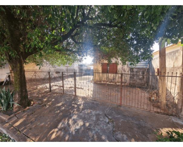 Terreno 287,50m² com 2 quartos e garagem