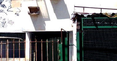 Apartamento 201 no Edifício Barra do Sol com 3 quartos e varanda