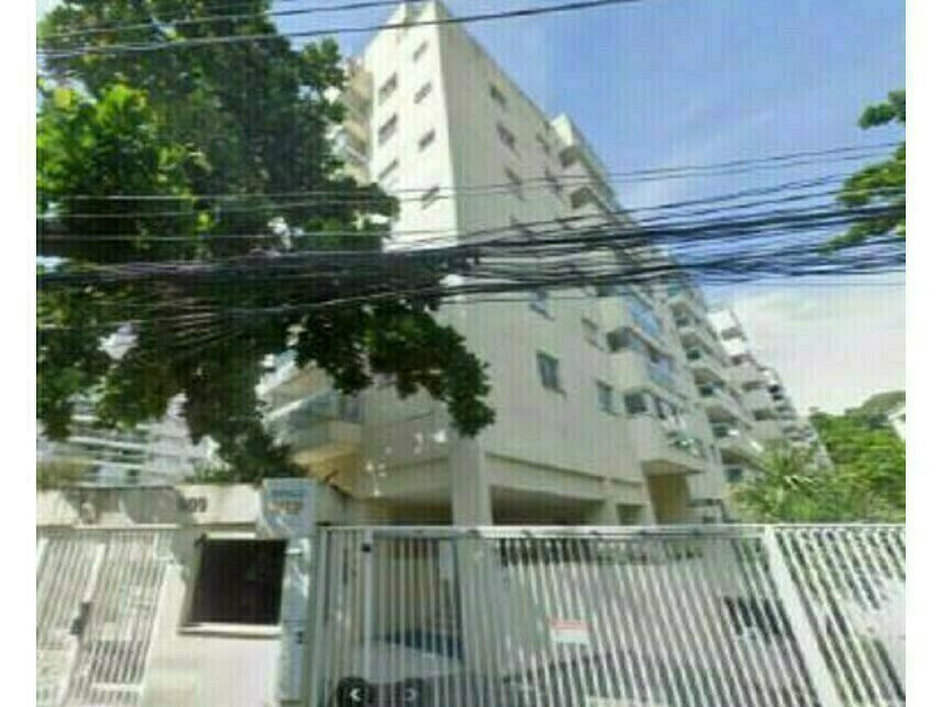 Apartamento com 1 Vaga de Garagem em Leilão