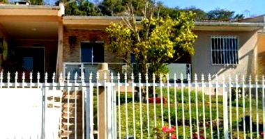 Casa Ocupada com 330m² de Terreno em Sintrial