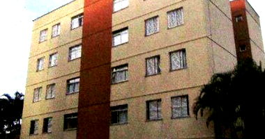 Apartamento Ocupado no Residencial Estoril com 2 Dormitórios