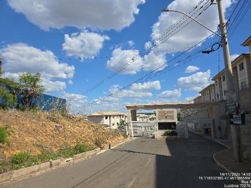 Apartamento com 2 quartos, 78,24 m², 1 vaga de garagem