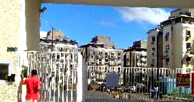 Apartamento com 2 quartos, 1 banheiro e 1 vaga