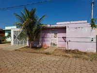 Casa em Carlópolis com 98m² de área privativa