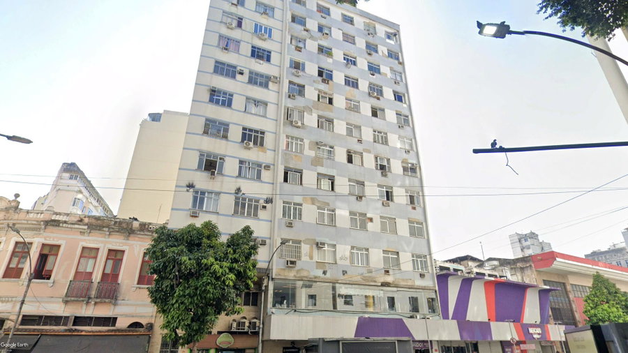 Kitnet ocupada de 32m² com 1 banheiro