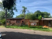 Casa com 3 quartos, 2 banheiros e 1 vaga de garagem