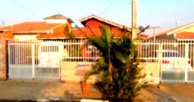 Casa aconchegante em São Pedro/SP com 3 quartos e 2 banheiros