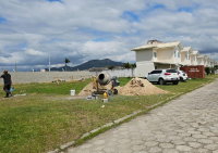 Terreno urbano de 60,39 m², fração ideal de 410,98 m²