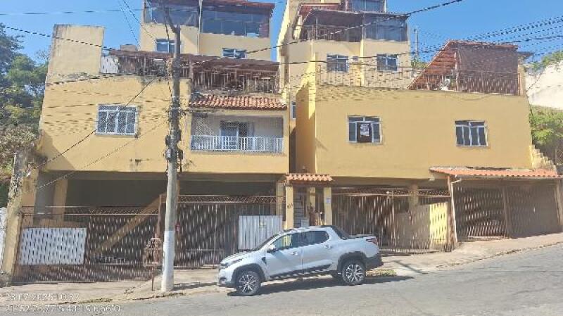 Casa com 2 quartos, 71,2m², área de terreno 688,11m²