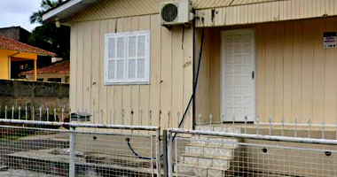 Terreno com Casa Mista em Içara/SC