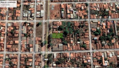 Prédio Comercial com 878m² de Área Construída