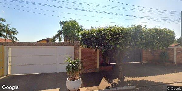 Terreno com Casa em Mineiros do Tietê - 1.000m²