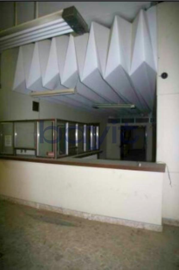 Conjunto Comercial com 603,87m², 4 banheiros