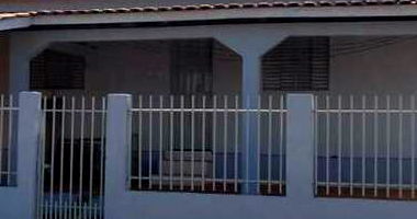 Casa Ocupada em Cohab Santo Antônio com 298m² de Terreno