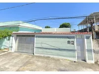 Casa ocupada com 143,91m² construída e terreno de 500m²