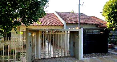 Casa em alvenaria com 125m² em terreno de 306,25m², Cianorte