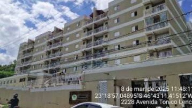 Apartamento com 1 Quarto e 1 Vaga em Franco da Rocha - SP