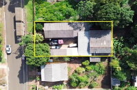 Casa com 275m² construídos, 3 quartos, 2 banheiros, ocupada