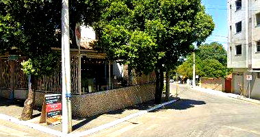 Espaçoso Lote de 609m² em Condomínio Exclusivo