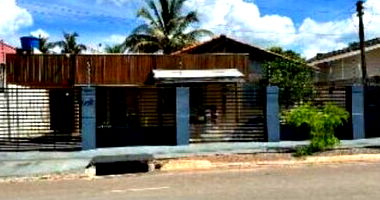 Casa com 3 quartos, 2 banheiros, 1 vaga, 125m² construída, ocupada