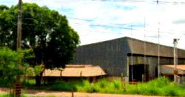 Área com galpões industriais e depósito, 4.340m² construídos