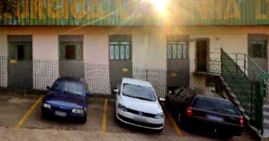 Galpão Comercial em Varginha com Estrutura Completa