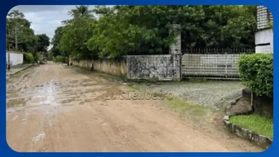 Terreno de 10.000m² em Aldeia dos Camarás