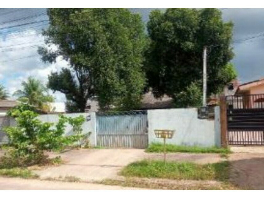 Casa com 2 quartos, 1 banheiro e 95m² de área construída