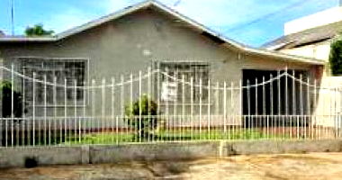 Casa aconchegante com 3 quartos e 2 banheiros, 39 m² construída, ocupada